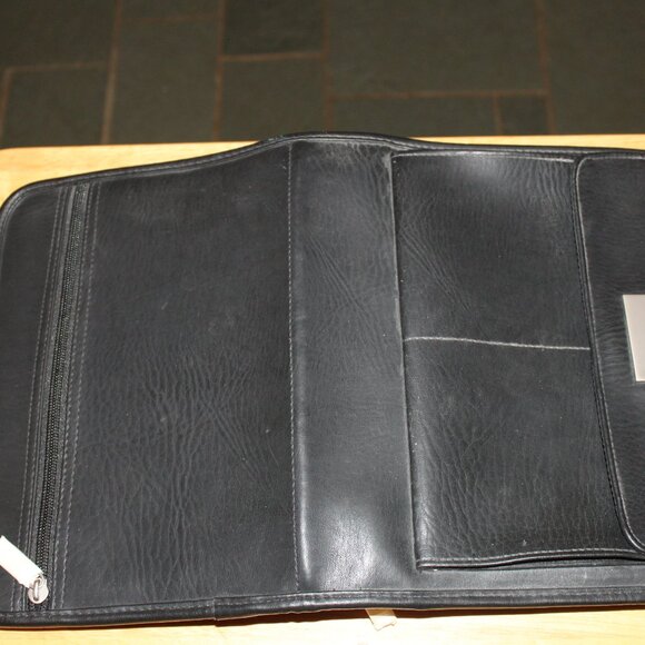 Black Leather Look Bible Cover - Picture 3 of 7